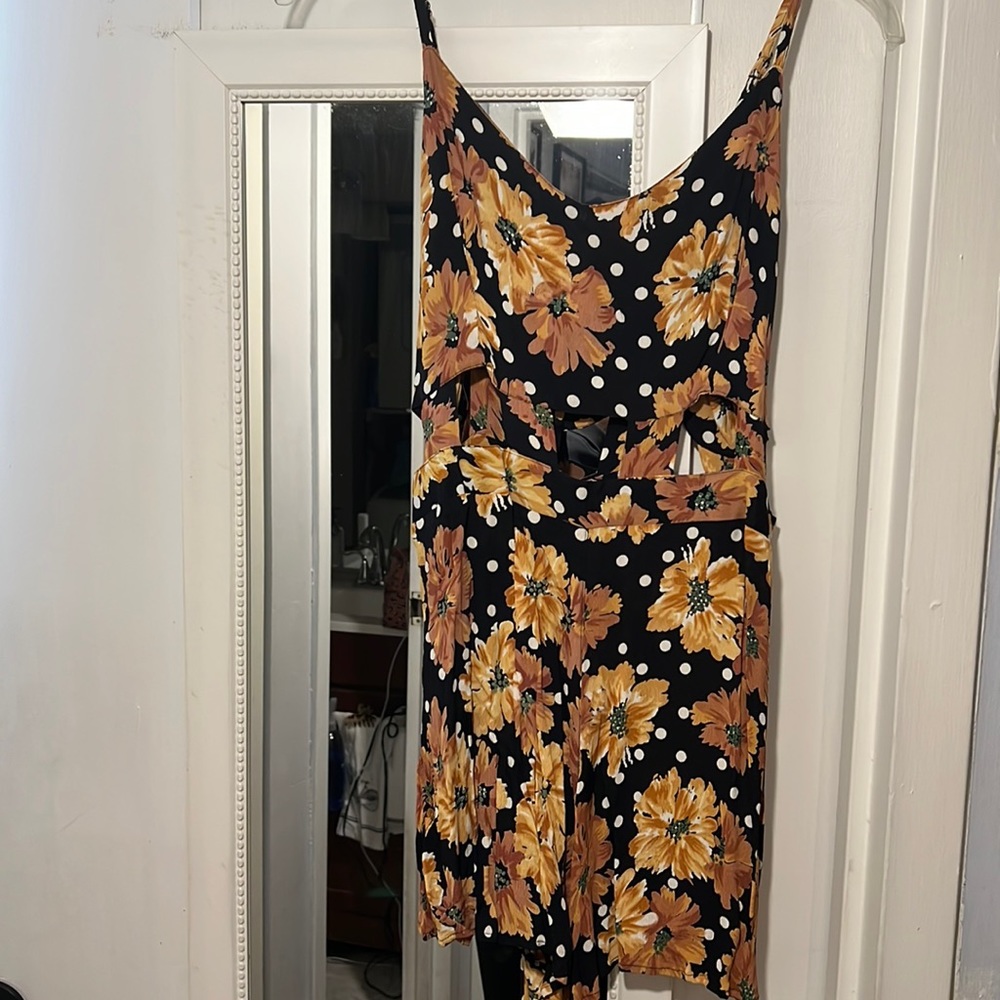 Top shop US 8 sunflower romper with cut outs